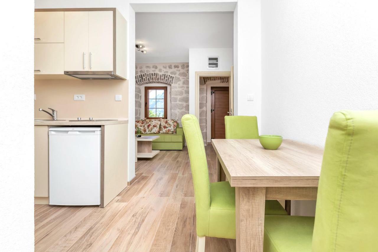 Apartments Mezini 11 Kotor Exterior photo