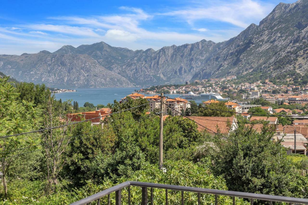 Apartments Mezini 11 Kotor Exterior photo